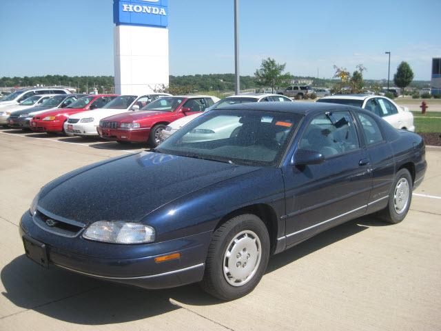 Photo of 1998 Chevrolet Monte Carlo