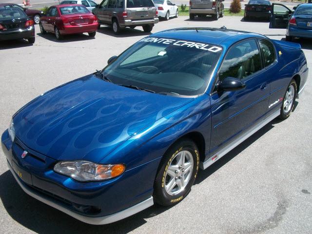 Photo of 2003 Chevrolet MONTE CARLO