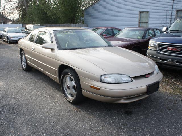 Photo of 1998 Chevrolet Monte Carlo