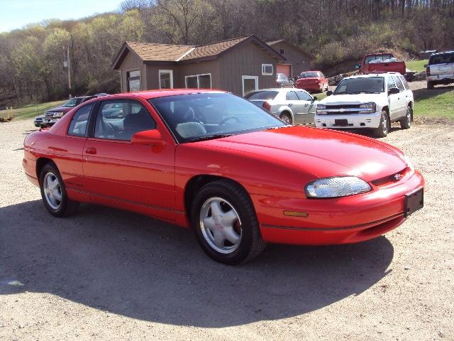 Photo of 1995 Chevrolet Monte Carlo