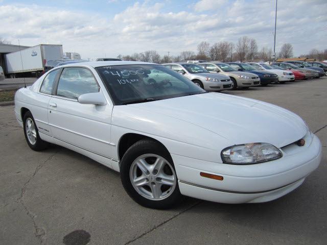 Photo of 1997 Chevrolet Monte Carlo