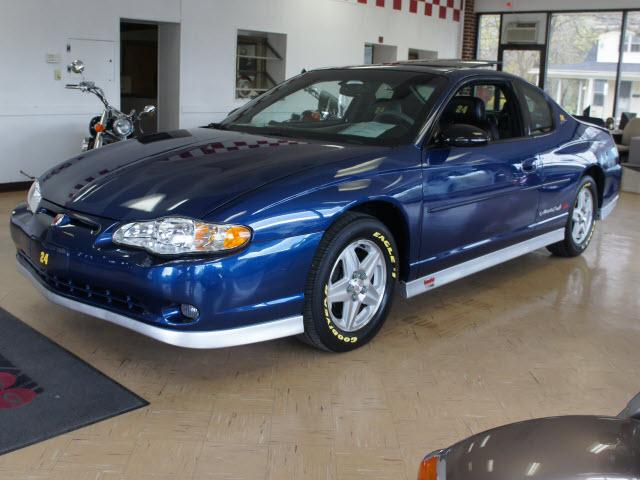 Photo of 2003 Chevrolet Monte Carlo