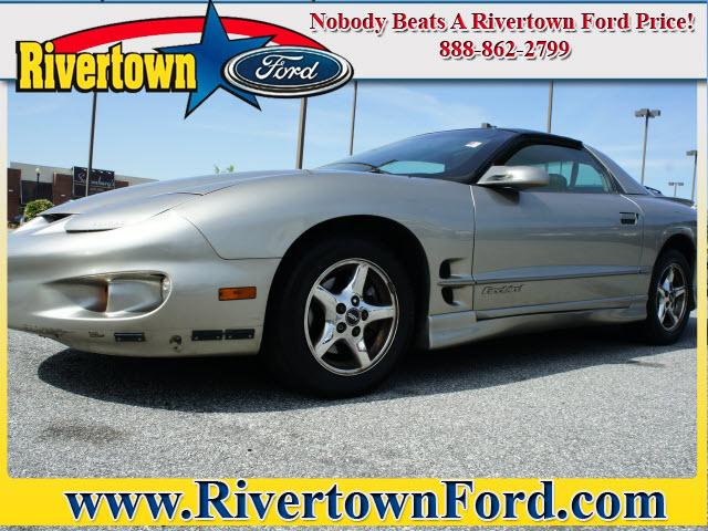 Photo of 2000 Pontiac Firebird