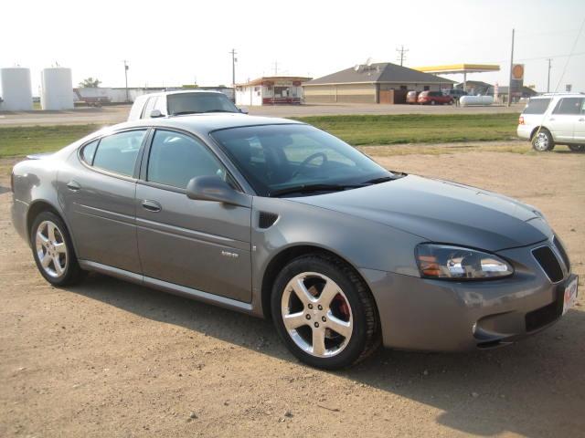 Photo of 2008 Pontiac Grand Prix