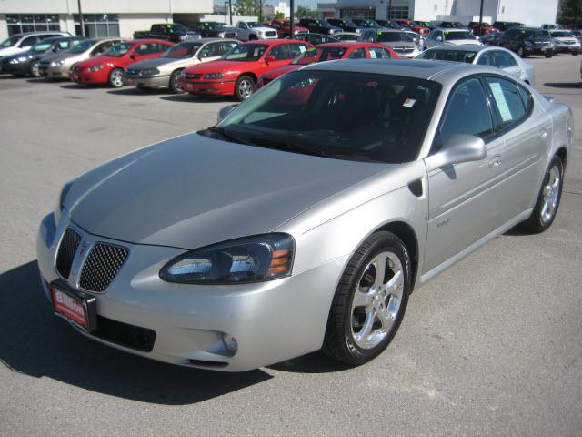 Photo of 2007 Pontiac Grand Prix