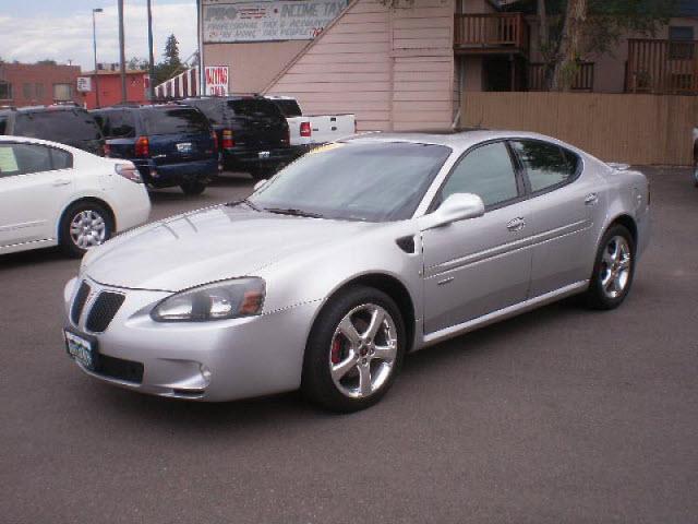 Photo of 2006 Pontiac Grand Prix