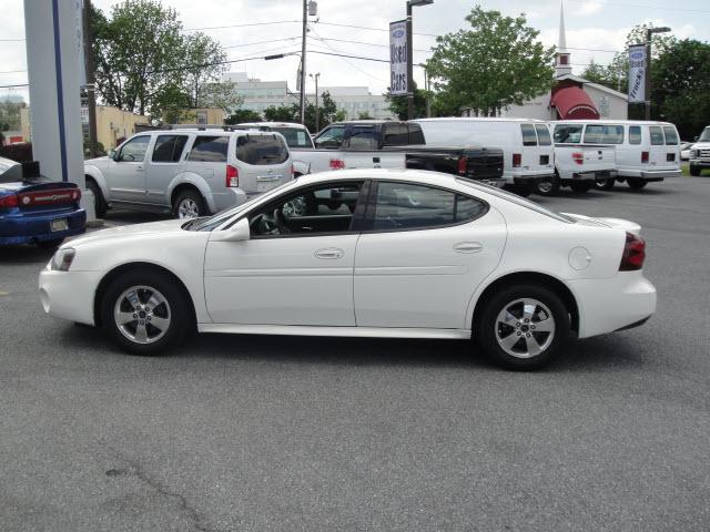 Photo of 2005 Pontiac Grand Prix