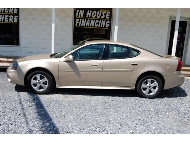 Photo of 2005 Pontiac Grand Prix