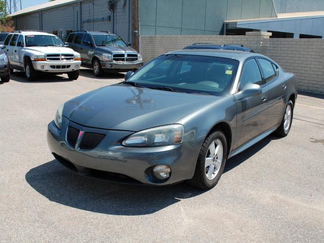 Photo of 2005 Pontiac Grand Prix