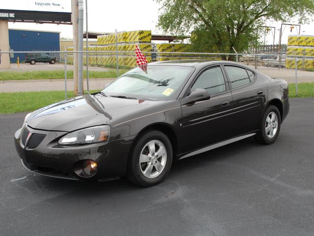 Photo of 2008 Pontiac Grand Prix