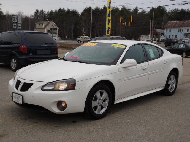 Photo of 2006 Pontiac Grand Prix