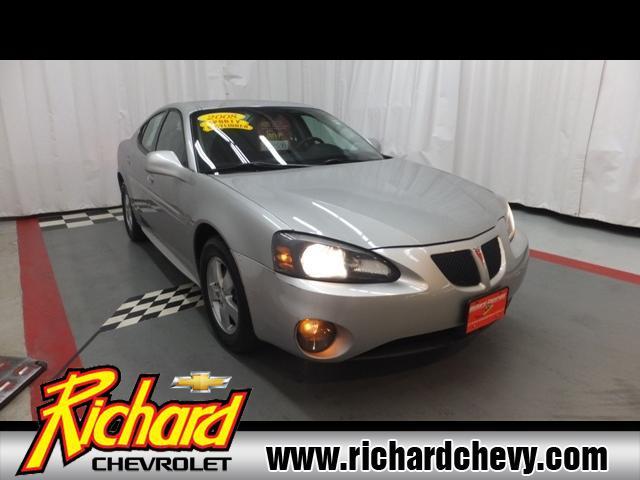 Photo of 2008 Pontiac Grand Prix