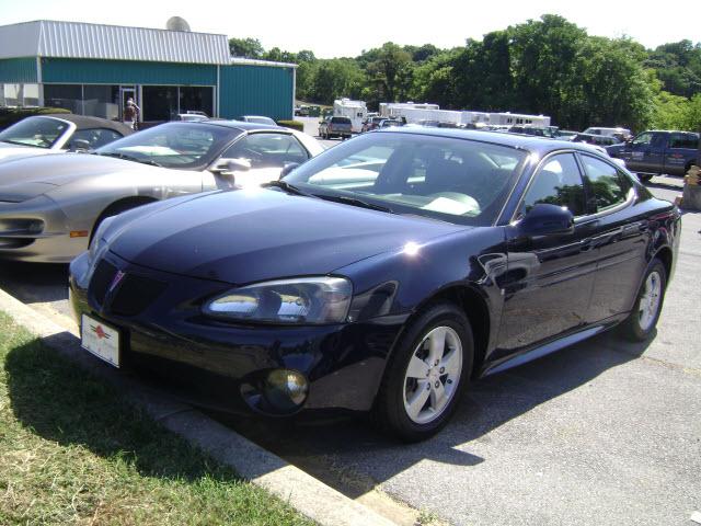 Photo of 2008 Pontiac Grand Prix