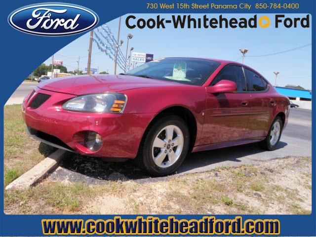 Photo of 2006 Pontiac Grand Prix