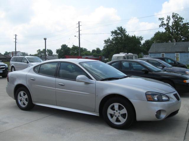 Photo of 2008 Pontiac Grand Prix