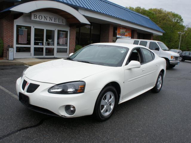 Photo of 2008 Pontiac Grand Prix
