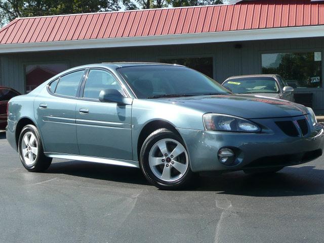Photo of 2006 Pontiac Grand Prix
