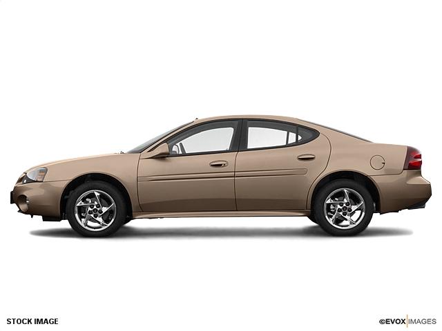 Photo of 2004 Pontiac Grand Prix