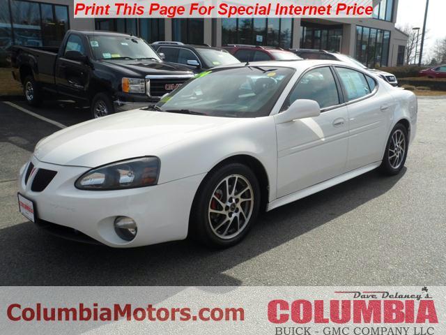 Photo of 2004 Pontiac Grand Prix