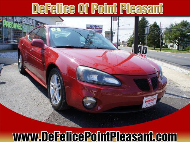 Photo of 2006 Pontiac Grand Prix