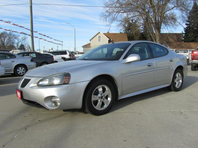 Photo of 2005 Pontiac Grand Prix