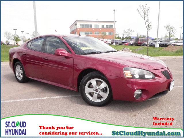 Photo of 2005 Pontiac Grand Prix