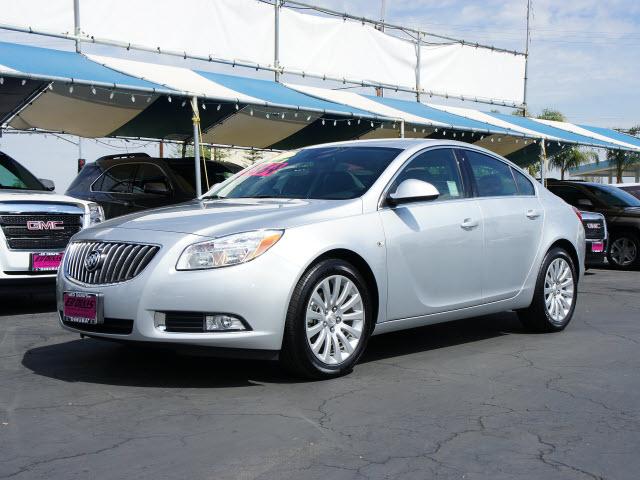 Photo of 2011 Buick Regal
