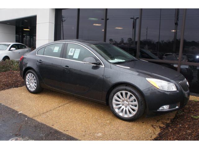 Photo of 2012 Buick Regal