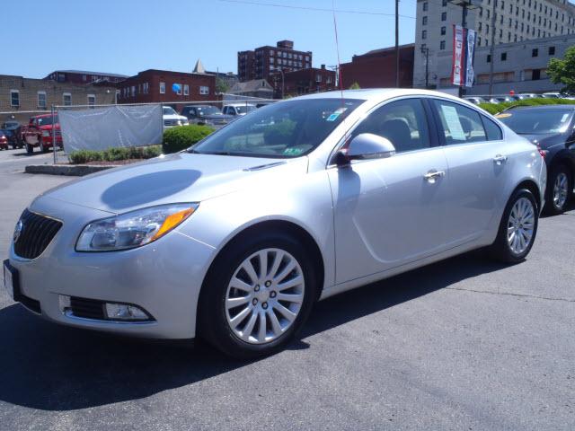 Photo of 2012 Buick Regal
