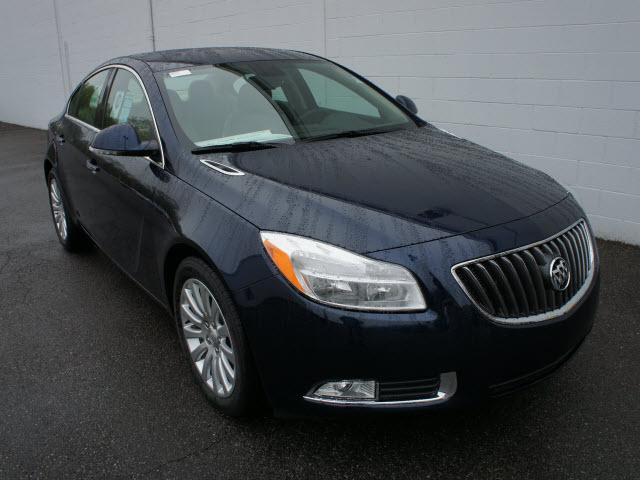 Photo of 2012 Buick Regal