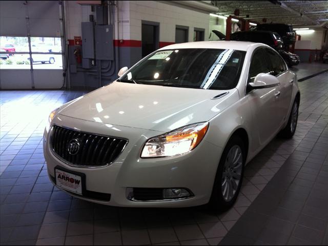 Photo of 2012 Buick Regal
