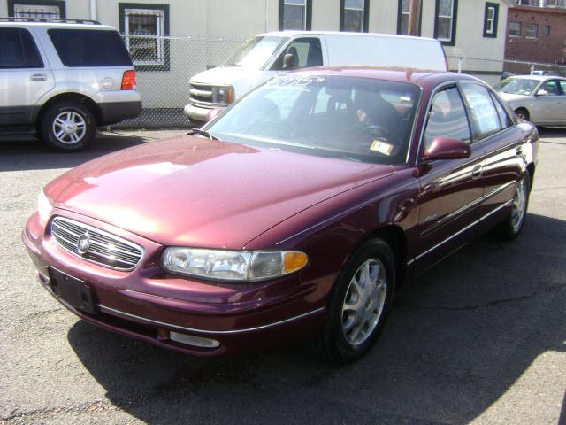 Photo of 1998 Buick Regal
