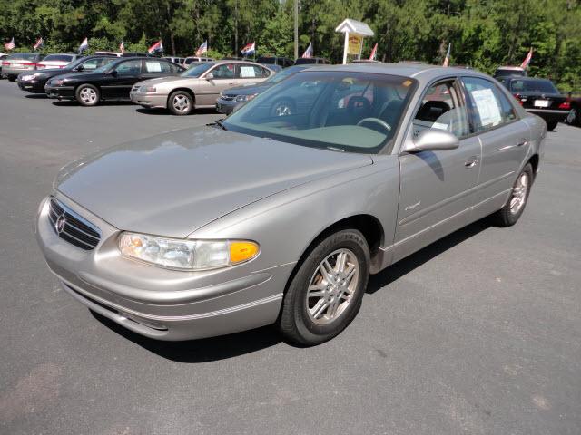 Photo of 1999 Buick Regal
