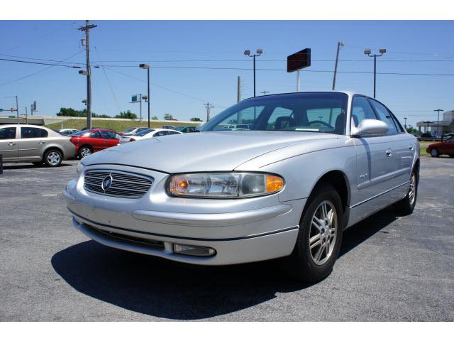 Photo of 2001 Buick Regal