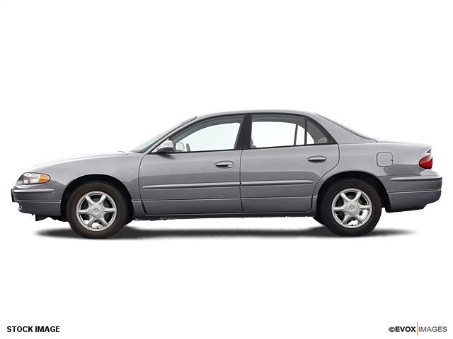 Photo of 2004 Buick Regal