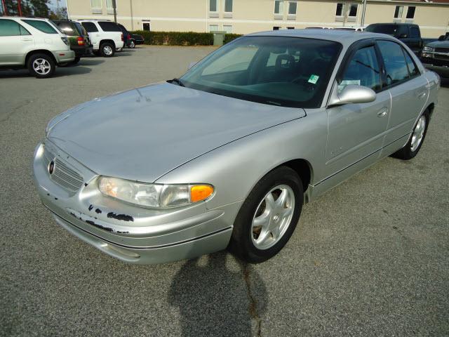 Photo of 2001 Buick Regal