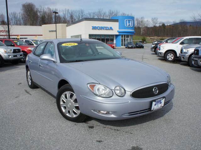 Photo of 2005 Buick LaCrosse
