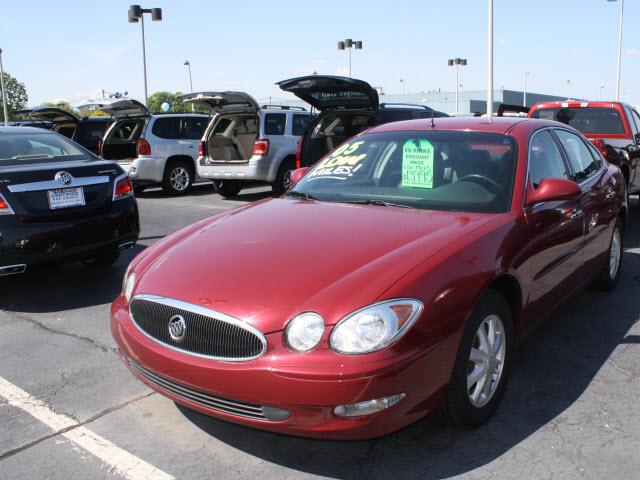 Photo of 2005 Buick LaCrosse