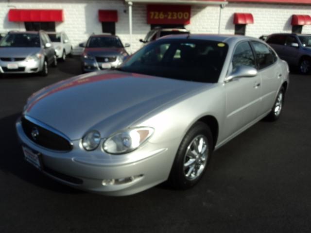 Photo of 2005 Buick LaCrosse