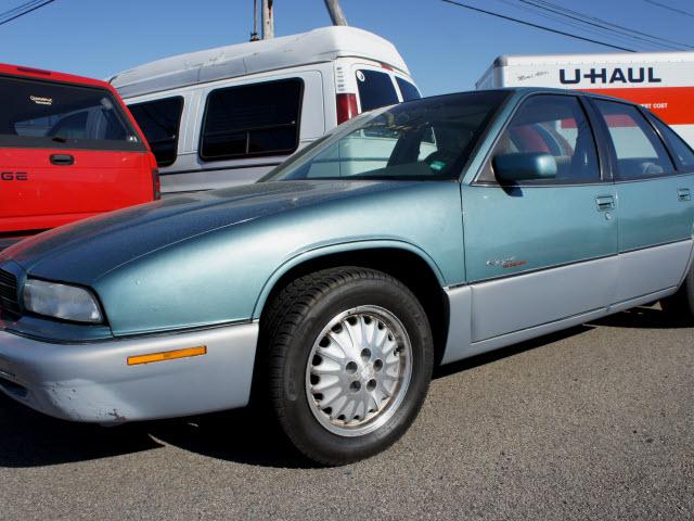 Photo of 1995 Buick Regal