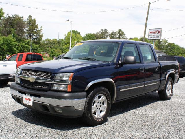 Photo of 2005 Chevrolet Silverado 1500