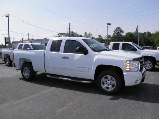 Photo of 2007 Chevrolet Silverado 1500
