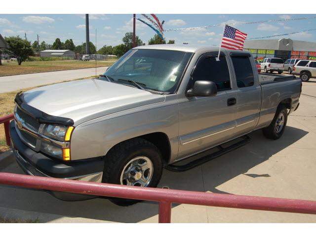 Photo of 2004 Chevrolet Silverado 1500