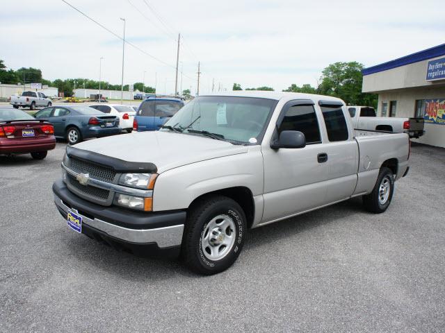 Photo of 2004 Chevrolet Silverado 1500