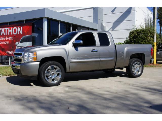 Photo of 2009 Chevrolet Silverado 1500