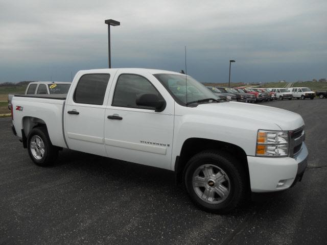 Photo of 2008 Chevrolet Silverado 1500