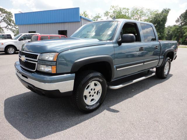 Photo of 2006 Chevrolet Silverado 1500