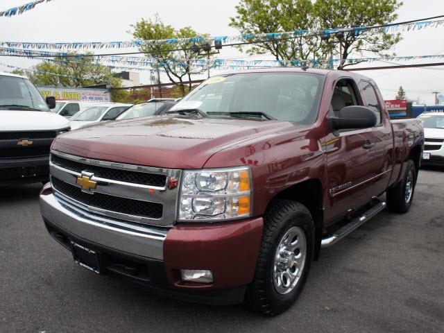 Photo of 2008 Chevrolet Silverado 1500