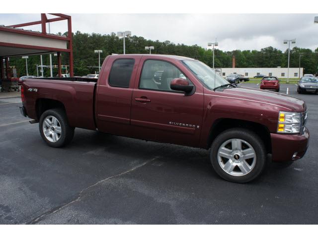 Photo of 2008 Chevrolet Silverado 1500