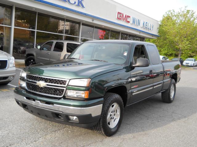 Photo of 2006 Chevrolet Silverado